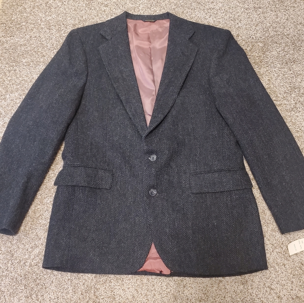 Mens sports jacket. Size: M